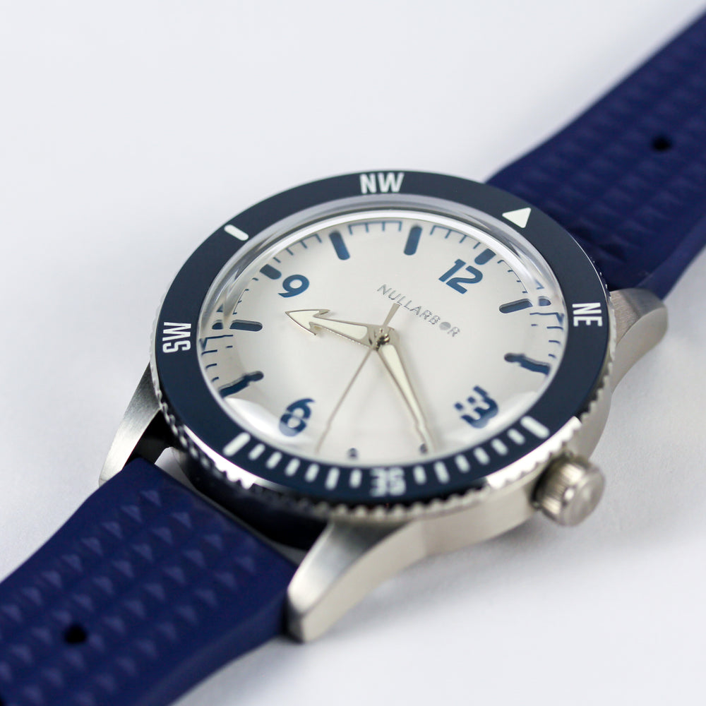 
                      
                        Ocean Blue Rubber Strap 20mm
                      
                    